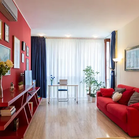 Twins - Tolstoj District Apartment *
