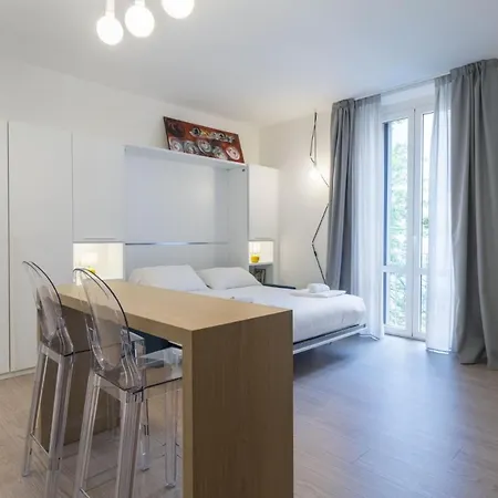 Easylife - - Kramer 33 - Porta Venezia * Milaan