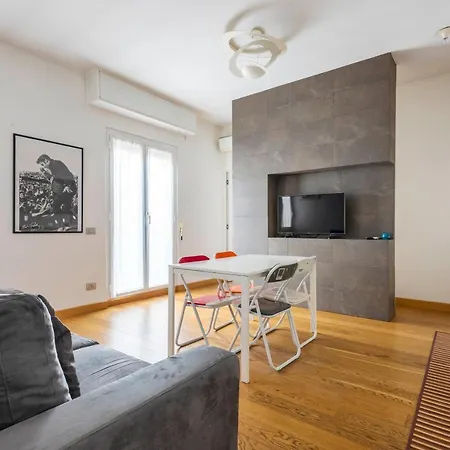 Cozy 1 Bedroom In Navigli Milan