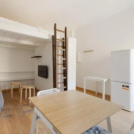 Budget Studio - 1,5 K Far From Citta Studi Apartment Milan