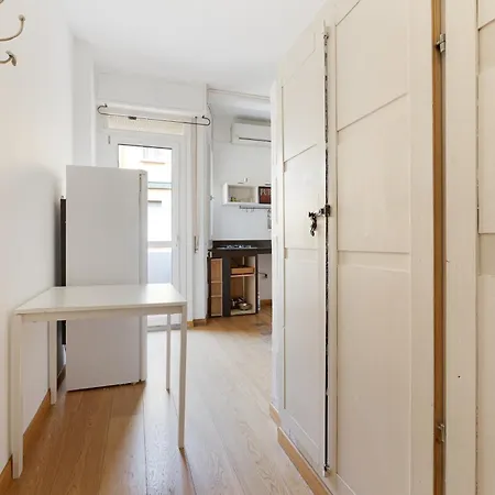 Apartment Budget Studio - 1,5 K Far From Citta Studi *