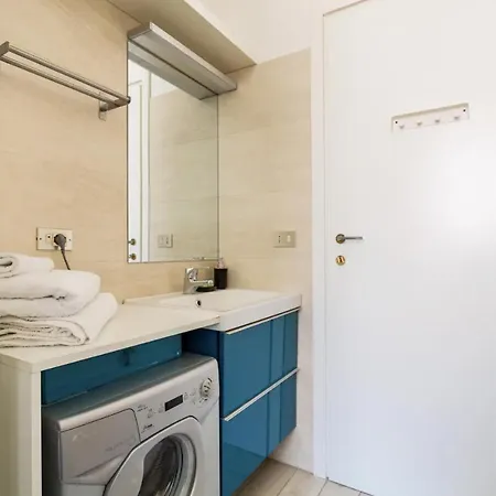 Modern Apartment, Centro Piola Appartamento