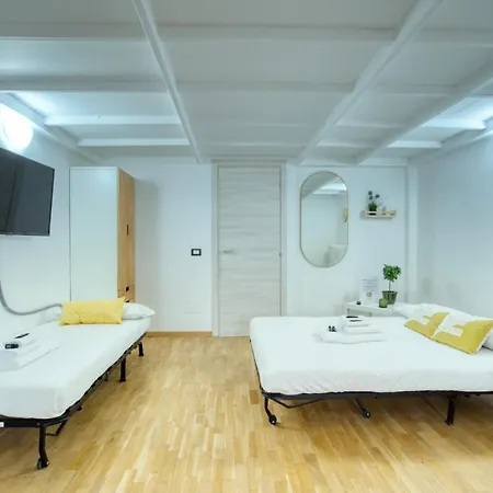 Emo 19 Apartamento Milán
