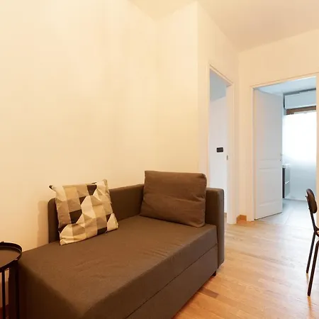 Comfy X3 - With Balcony