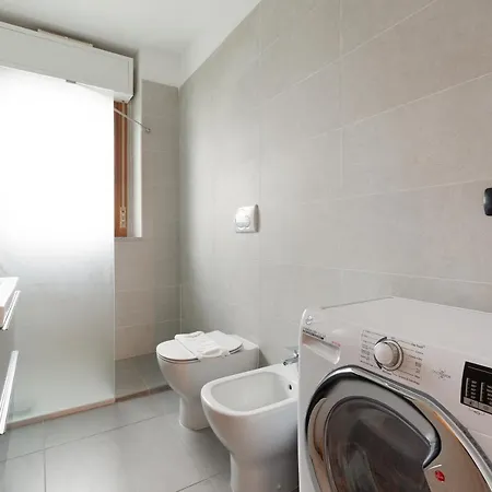 Comfy X3 - With Balcony * Милан