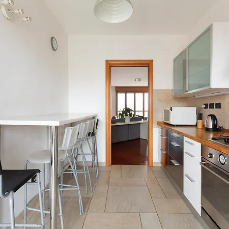 Guesthost - Milano-rubattino Comfy - With 2 Terrace * ميلان