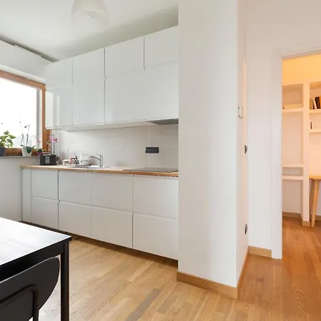 Comfy X3 - With Balcony *