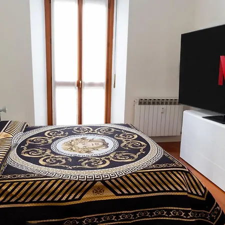 Interno In Un Castello Storico In Centro Апартаменты *