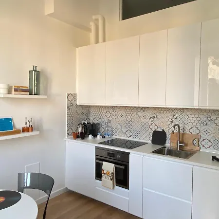 Lm Tortona House *