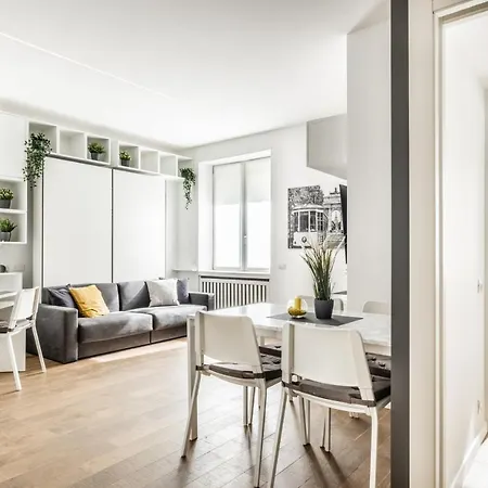 Life House-yellow San Siro & Duomo * 米兰