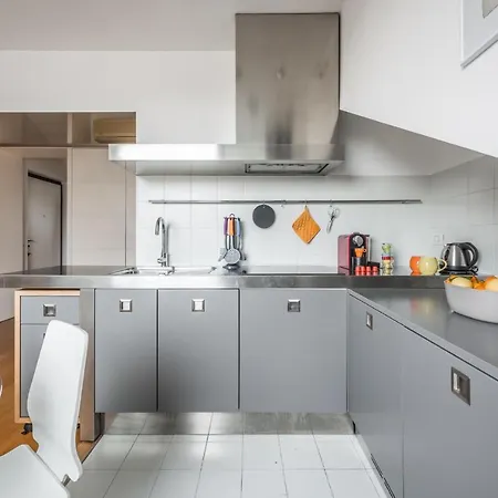 Appartement The Orange Attic - Navigli Milaan