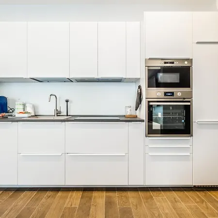 City Life House-blue San Siro & Duomo