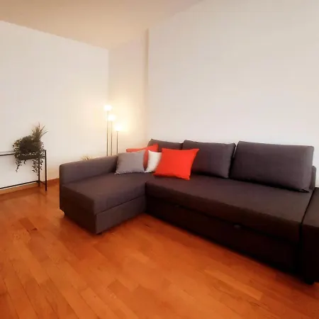 Comfort Station *