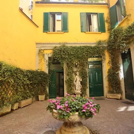 Cadorna House 2*