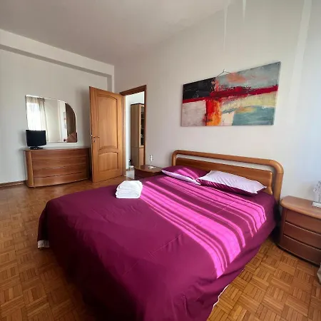 Domusmi Viale Monza 319 Lägenhet *