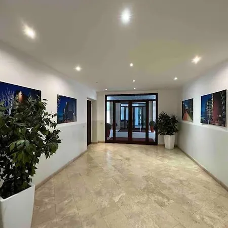 Privato Garibaldi Apartment