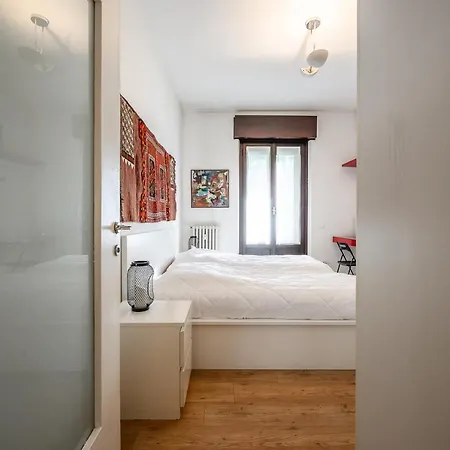 The Lantern Flat - Darsena Area