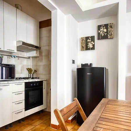 Joivy Adorable 1 Bed Flat Near Centre