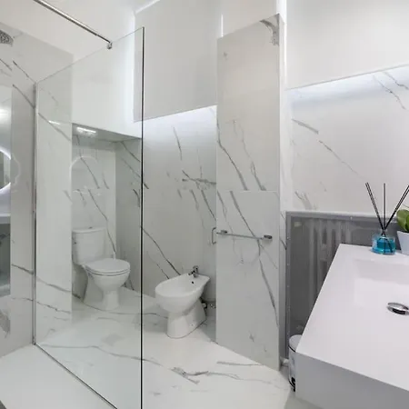 San Babila - Luxury Milanese Апартаменты