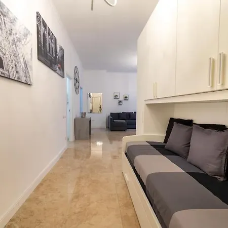 San Babila - Luxury Milanese *