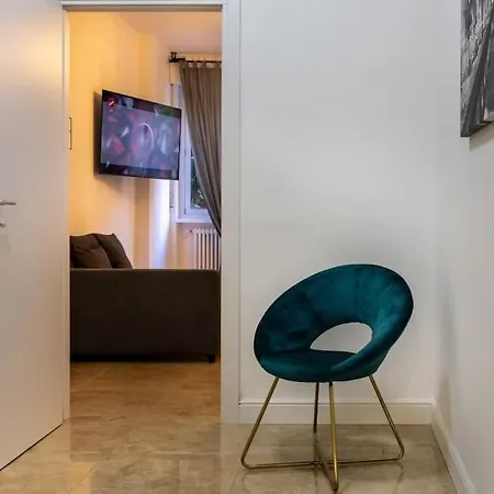 San Babila - Luxury Milanese * Mediolan