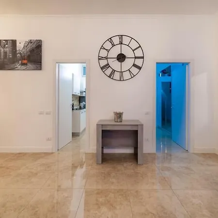 Apartment San Babila - Luxury Milanese