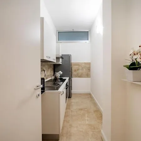 San Babila - Luxury Milanese *