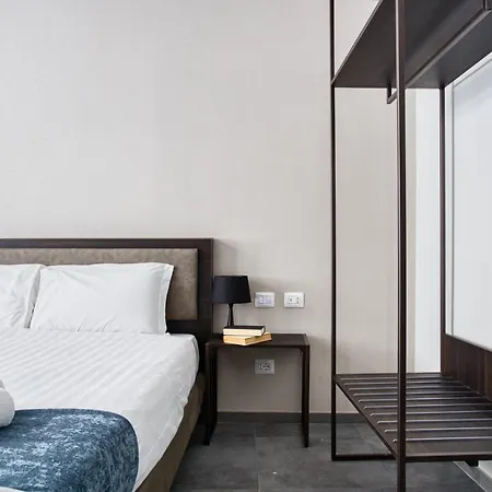 Apartment Joivy Spadari Milan