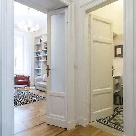 Apartment Easylife - - Carducci 22 - Sant Ambrogio Milan