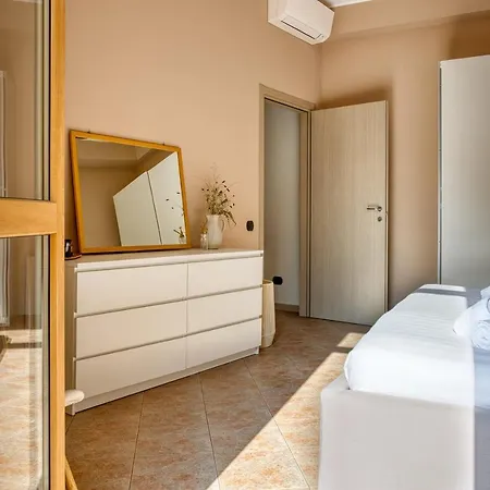 Joivy Chic Flat In The Center Apartamento