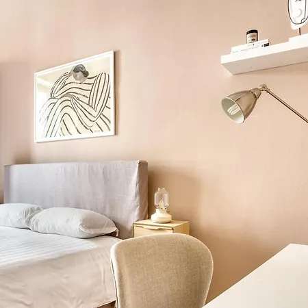 Joivy Chic Flat In The Center Apartment