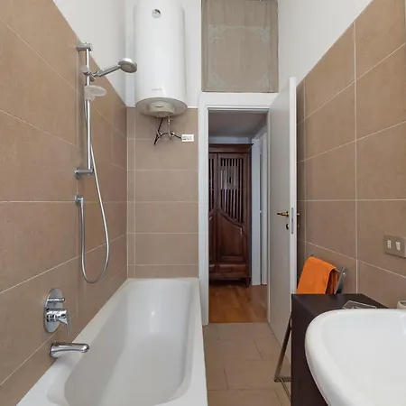 Luxury Flat Between Navigli And Duomo - Sambuco * Milan