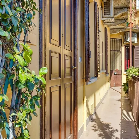 Joivy Bright Flat Near Sforzesco Castle Milano