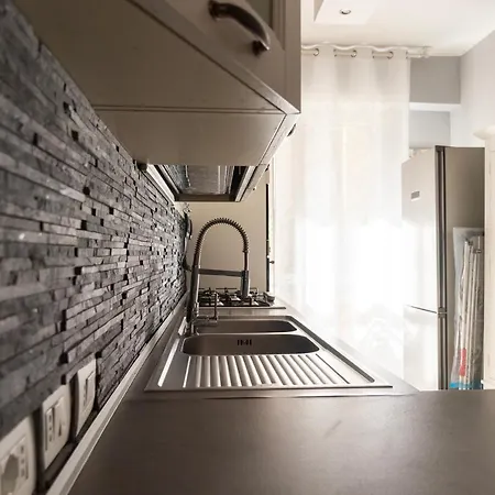 Youhosty - Napoli 35 מילאנו