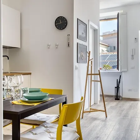 Joivy Bright Flat Near Sforzesco Castle 밀라노