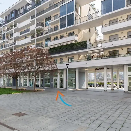 Sky Santa Giulia Apartmán Milán