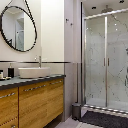 Grazioso Metro Vicinissima Facile Per Arrivare A Duomo ミラノ