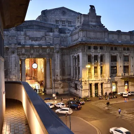Savoia Luxury * Milan