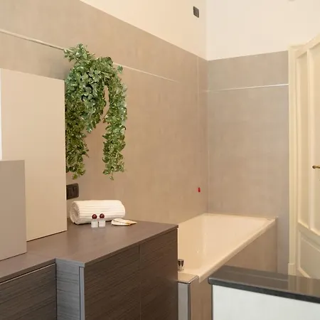 Apartamento ****buenos Aires Luxury -5 Min. Duomo