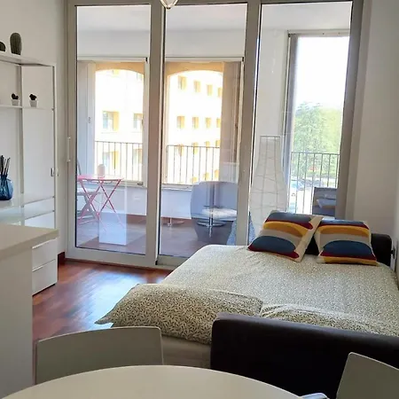 Apartment Cozy With Spacious Veranda Milan