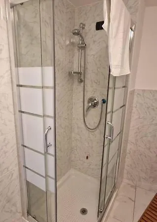 Vendégház Jolly Milánó