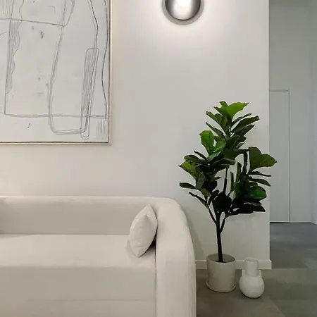 Casa Unica - Spacious & Contemporary - Bullona I Apartment Milan