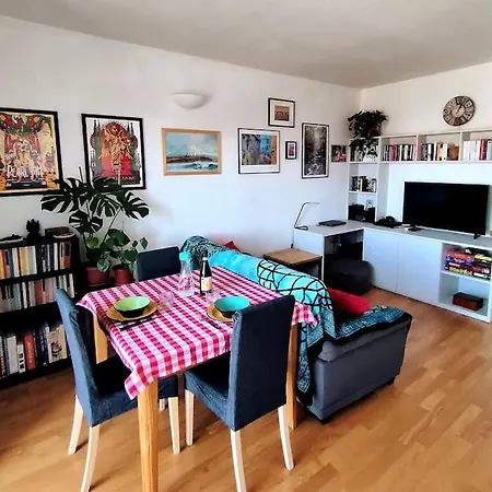 San Siro Uptown Flat Milán