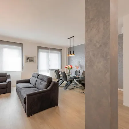 Apartman Bnbutler - Via Foppa 7 - 130 Mq In Posizione Strategica