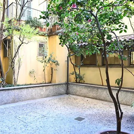 Le Guglie In Piazza Castello - Centro Storico *