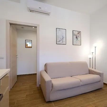 Suity I Cozy Leila *