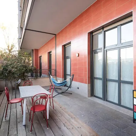 Spazioso Loft Di Design In Bovisa Appartement