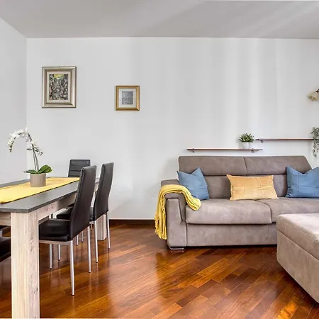 Casa Tricolore Apartament