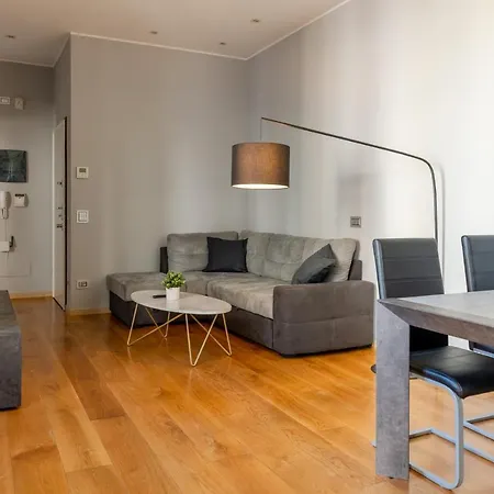 5 Min Duomo Luxury In Brera Design District Apartment *