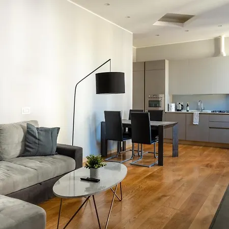Apartment 5 Min Duomo Luxury In Brera Design District *